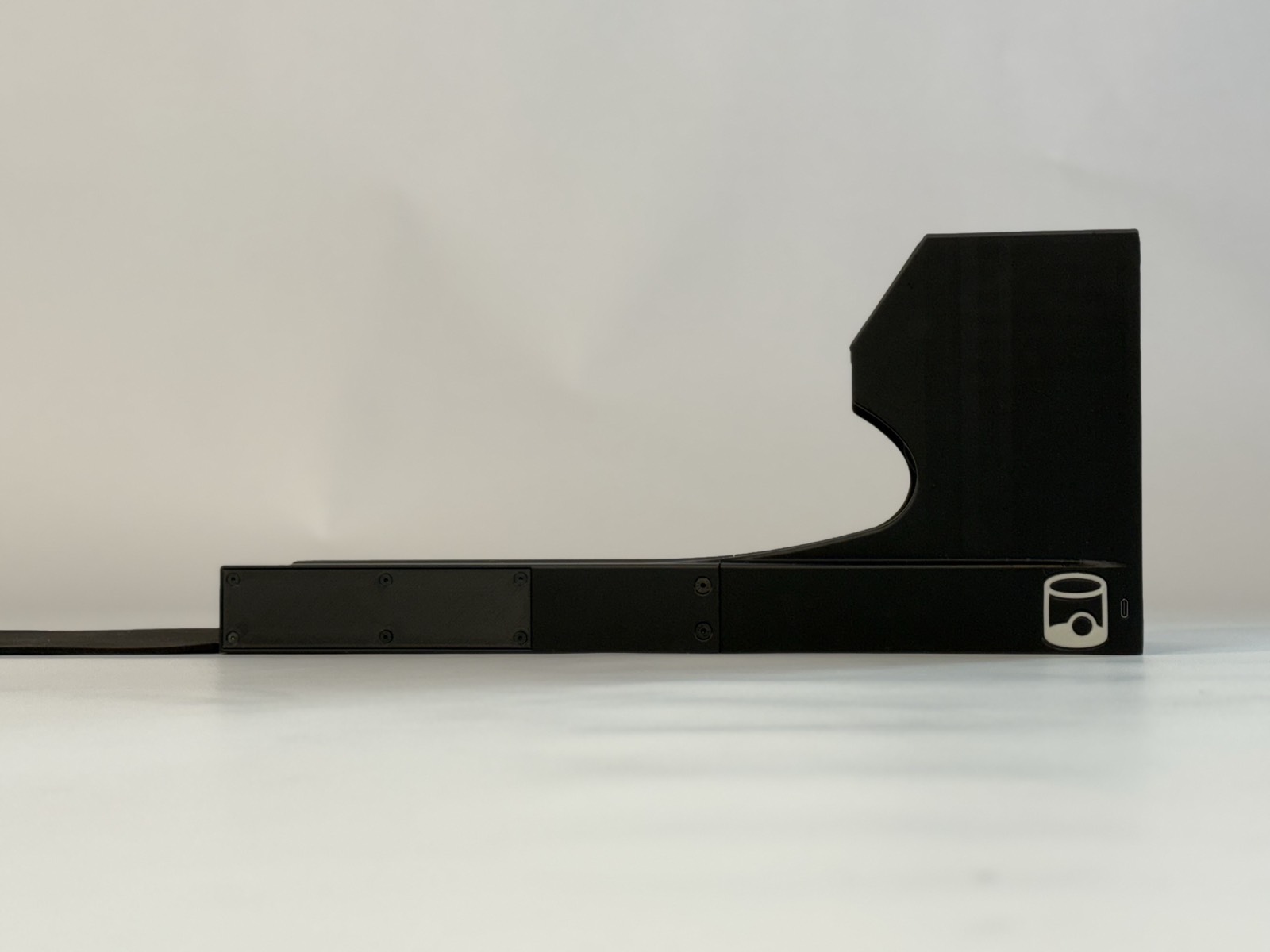 Side profile of the Speed Machine, showing the full length of the ball return track